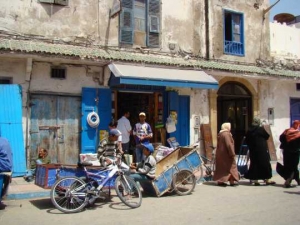 Streets of Essaouira in Morocco - Paint the varied landscapes and village life