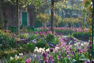 Clos Normand - Monet's Garden at Giverny
